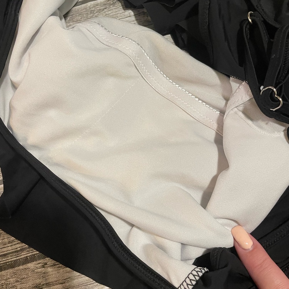 Bathing suit top - Picture 2 of 3